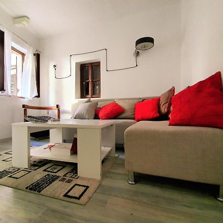St.Tripun Apartment Котор Екстериор снимка